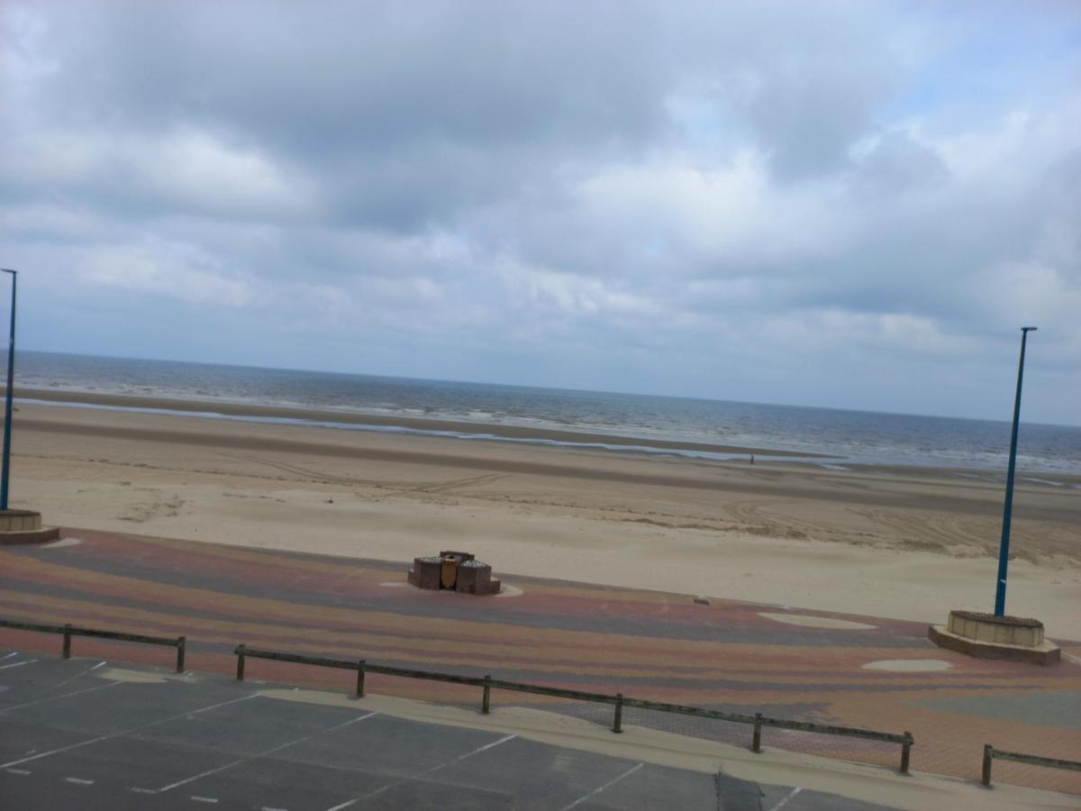 Appartement Bray-Dunes, 3 Pieces, 4 Personnes - Fr-1-661-2 Екстериор снимка
