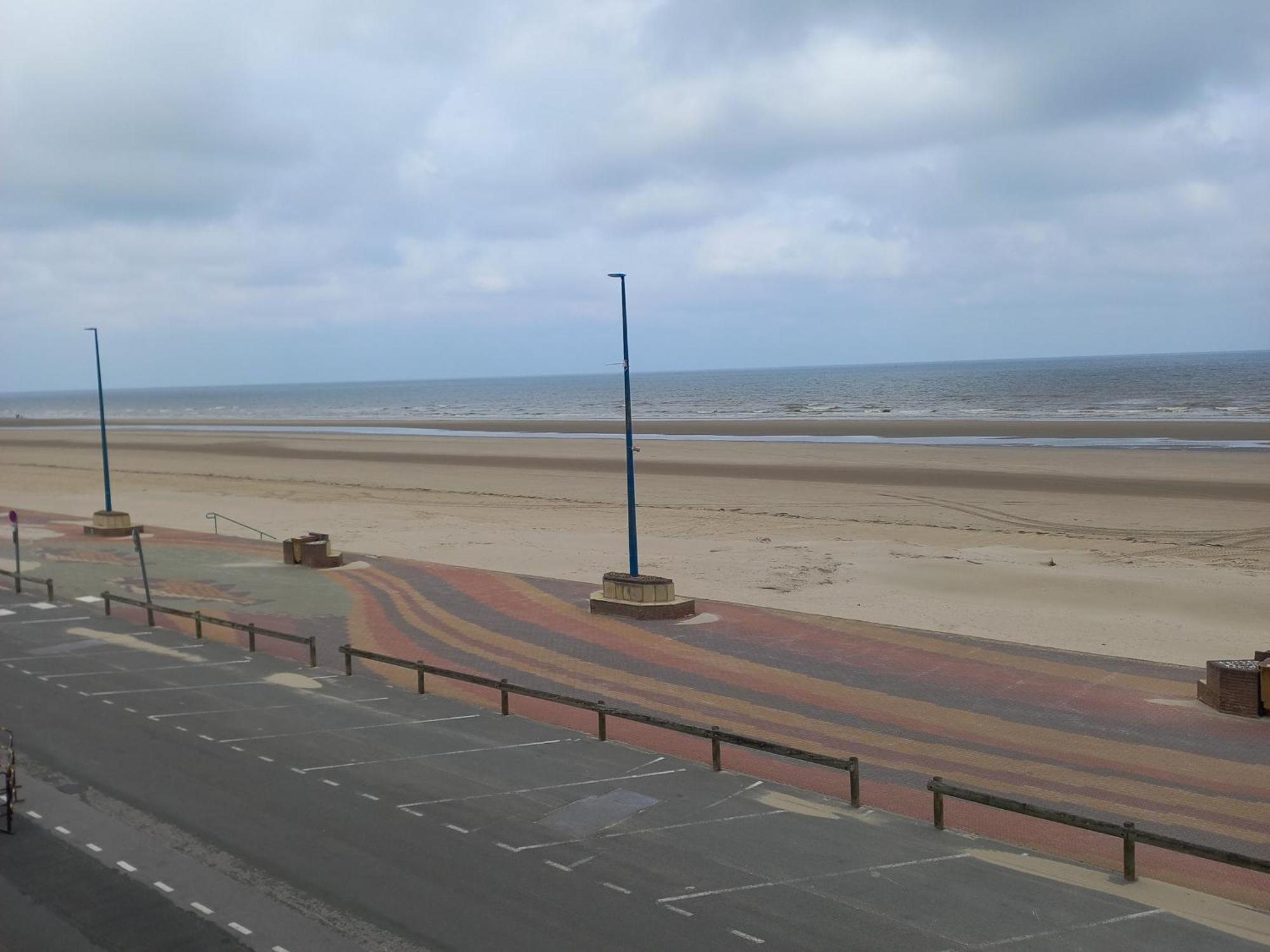 Appartement Bray-Dunes, 3 Pieces, 4 Personnes - Fr-1-661-2 Екстериор снимка